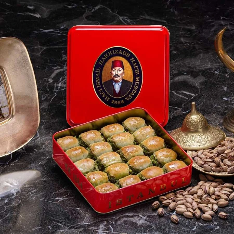 بقلاوة ديلبر بالفستق الحلبي (علبة صغيرة - S)