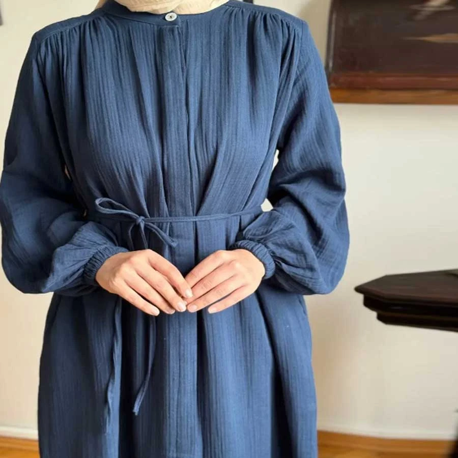 Navra Full Length Buttoned Muslin Ferace