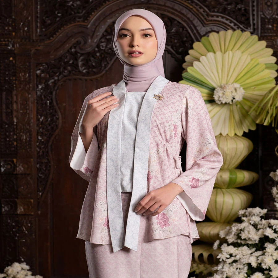 Calanara Kebaya – Serene Rose