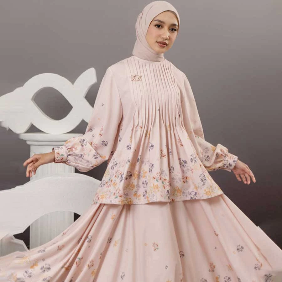 Jolie – Blouse Rosy Blossom