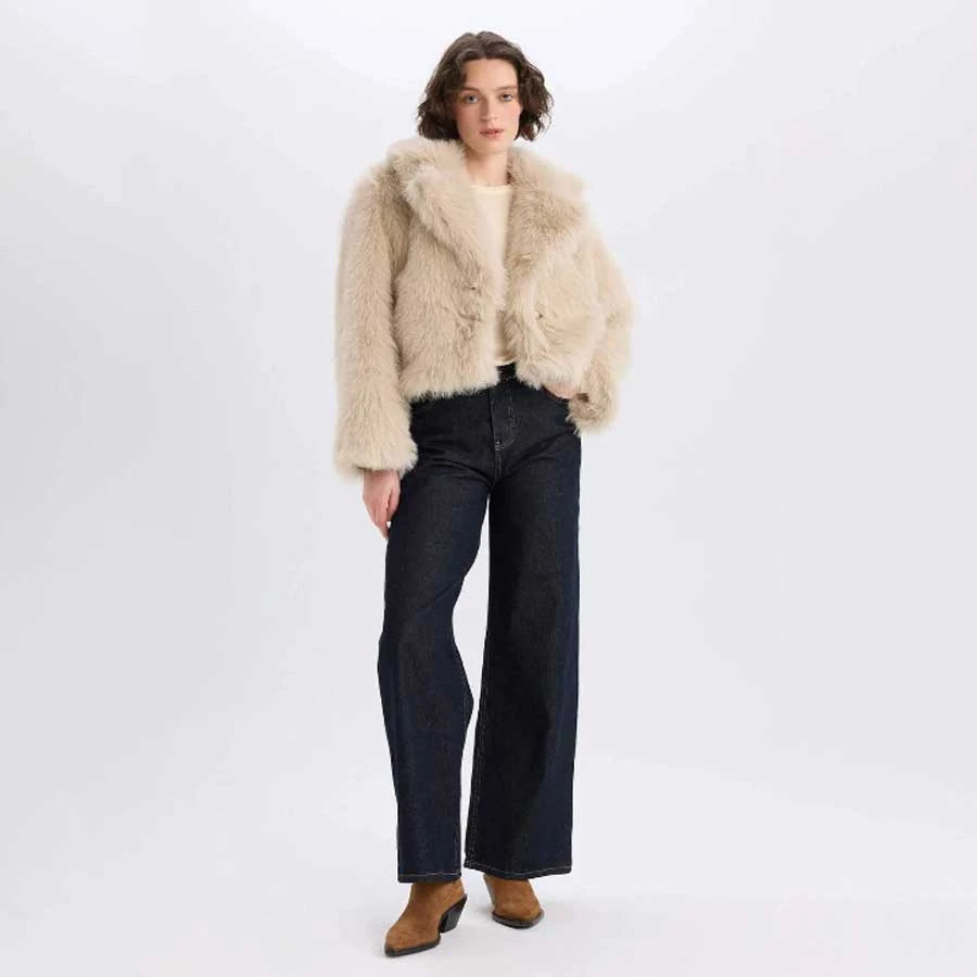 Defacto Faux Fur Coat – Double Breasted Collar, Regular Fit, Snap Fastener