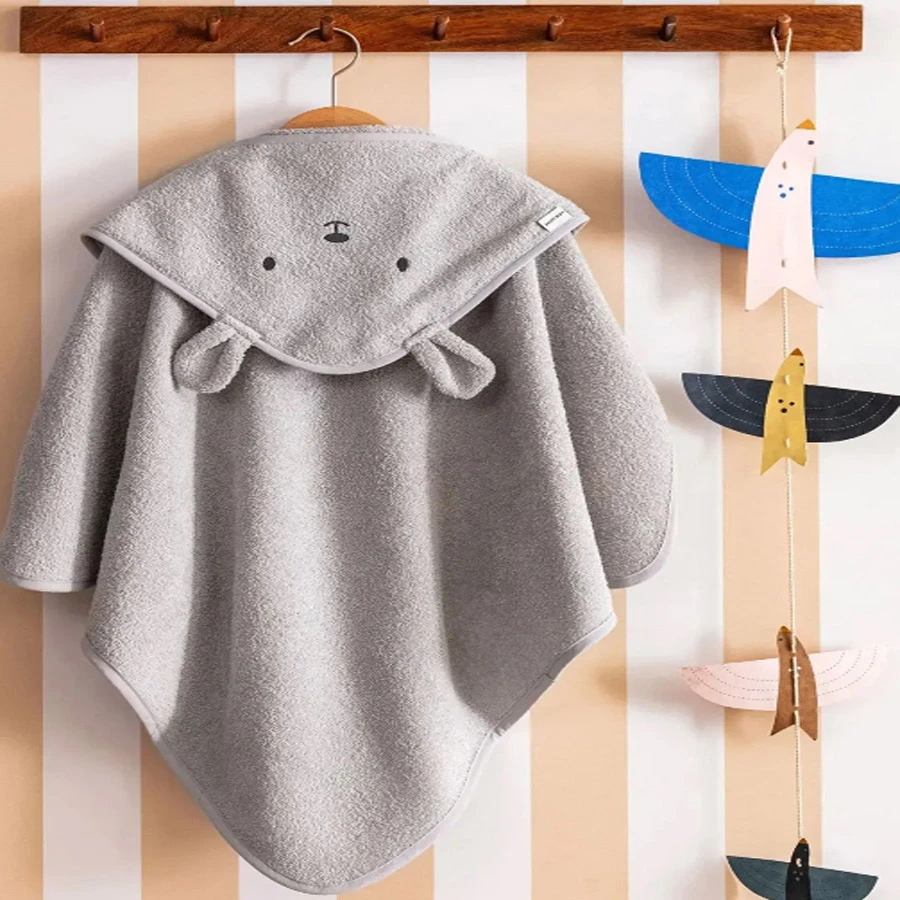 LC Waikiki Hooded Baby Boy Bathrobe