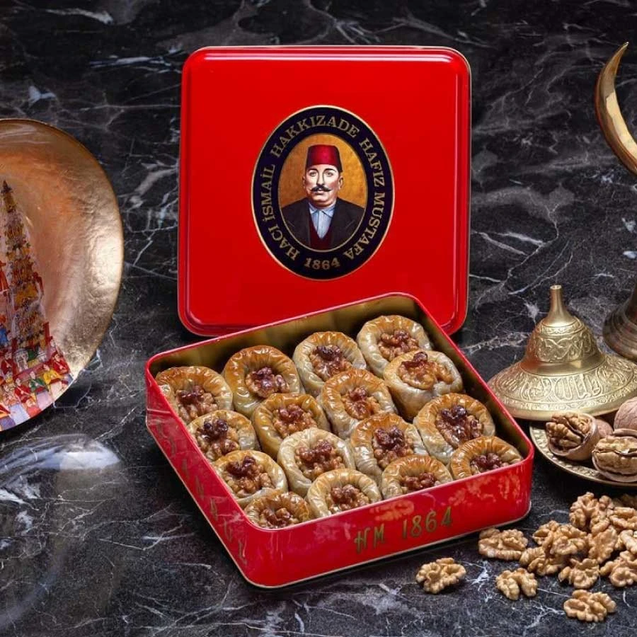 بقلاوة السلطان بالجوز (علبة صغيرة - S)