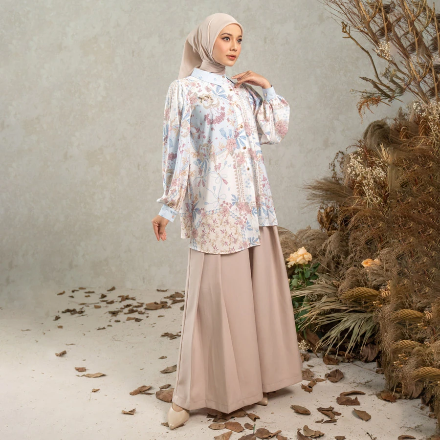 Jennia Shirt – Crystal Breeze