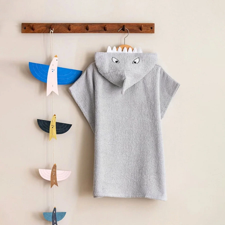 LC Waikiki Gray Embroidered Hooded Boy’s Bathrobe