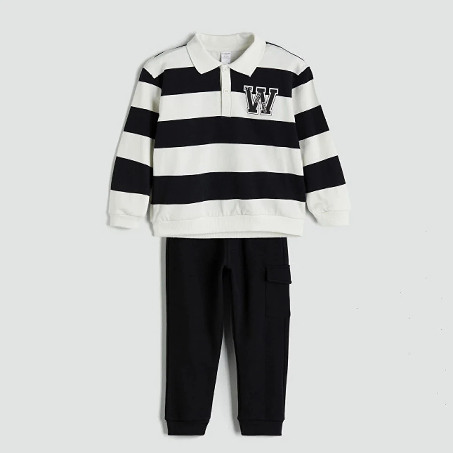 LC Waikiki – Black Boy’s Sweatshirt and Jogger Tracksuit